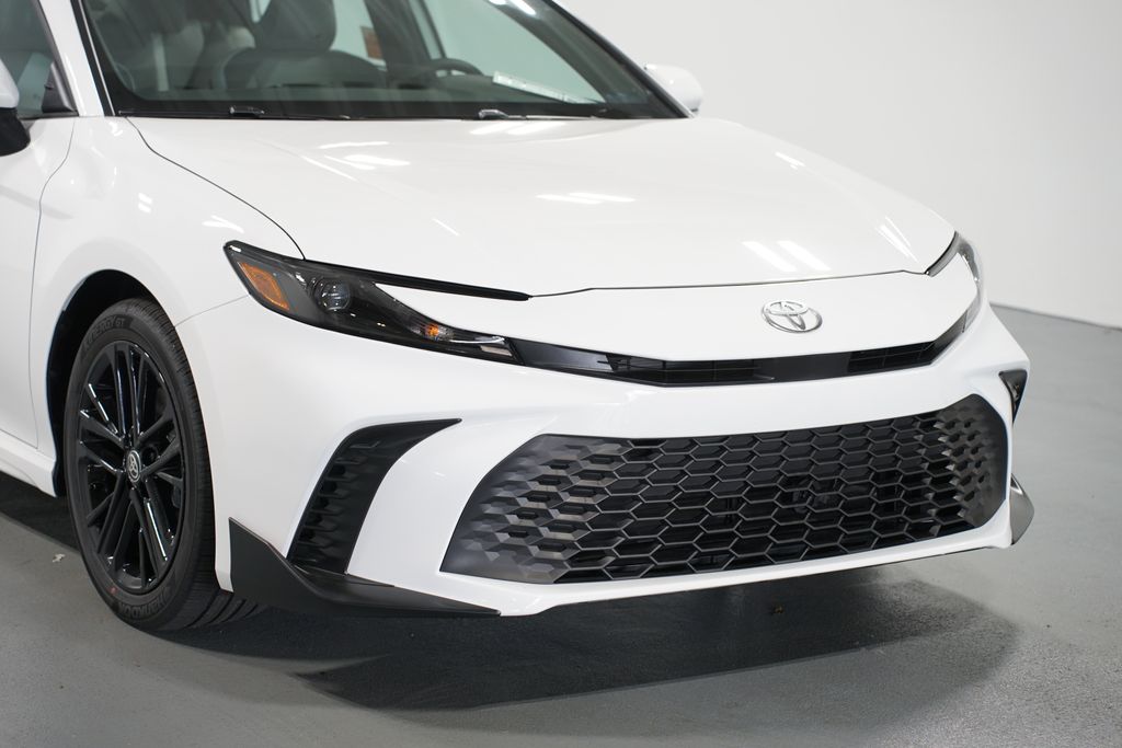 Thumbnail: 2026 Toyota Camry - 4