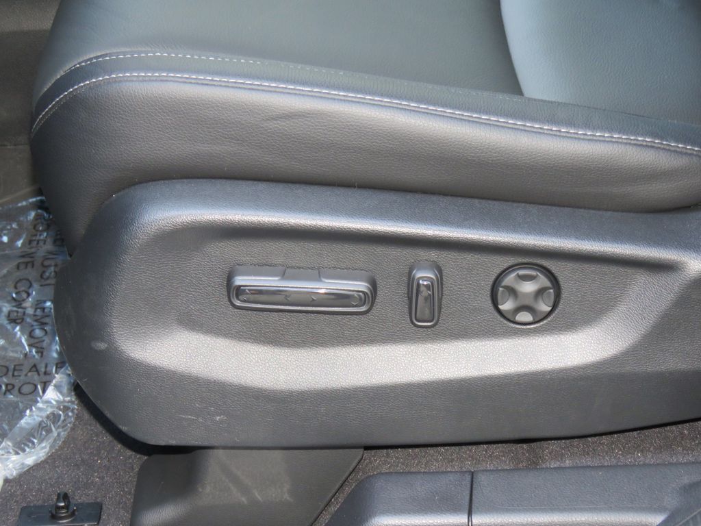 Thumbnail: 2026 Honda Odyssey - 10