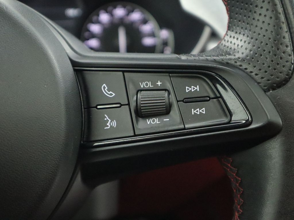 Thumbnail: 2021 Alfa Romeo Stelvio - 12
