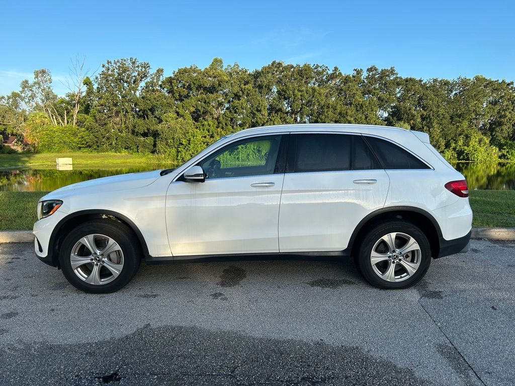 Thumbnail: 2018 Mercedes-Benz GLC - 2