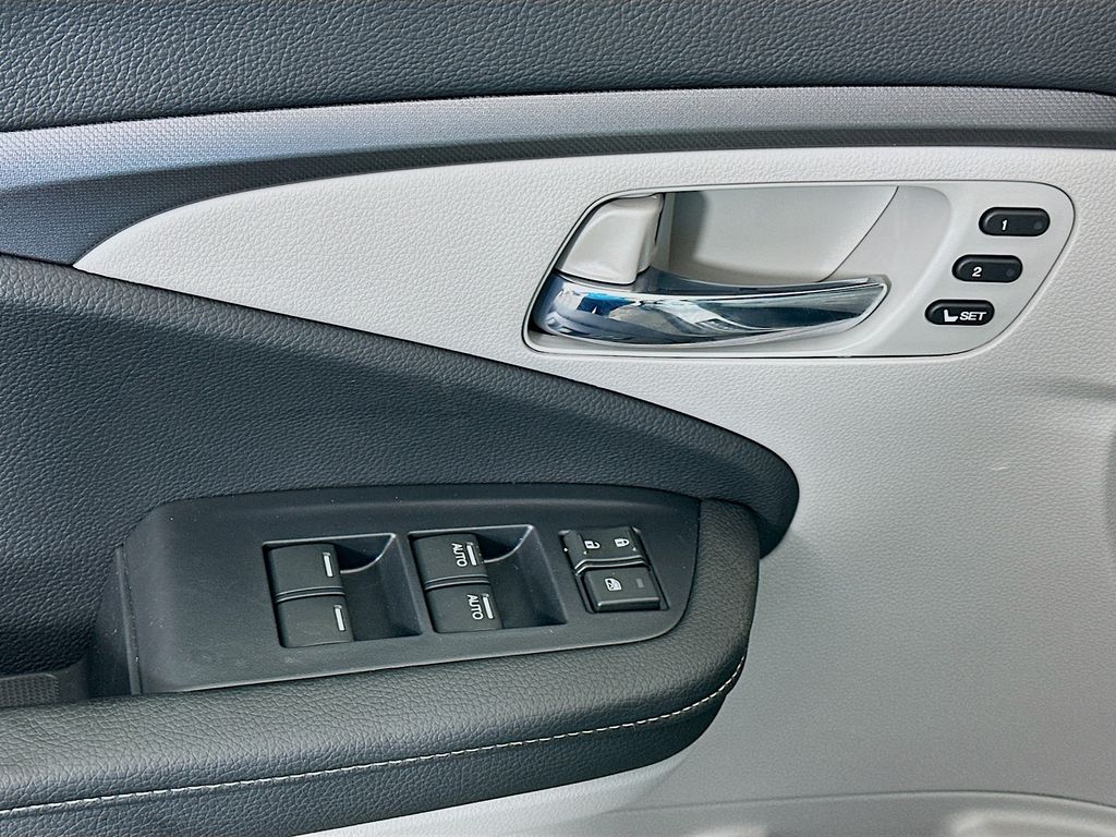 Thumbnail: 2026 Honda Ridgeline - 19