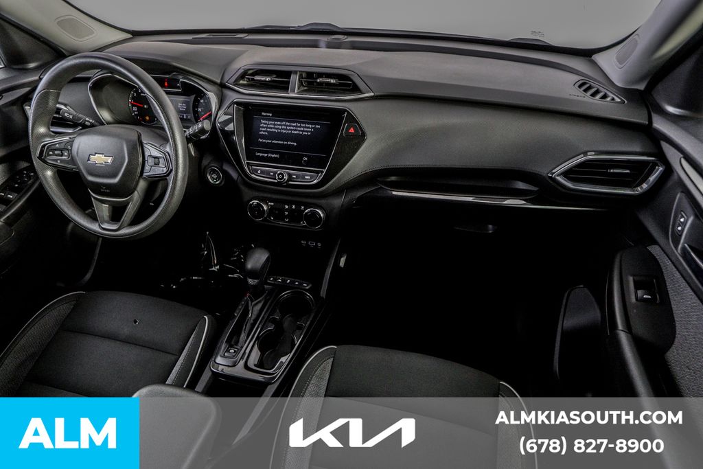 2021 Chevrolet Trailblazer LT photo 16