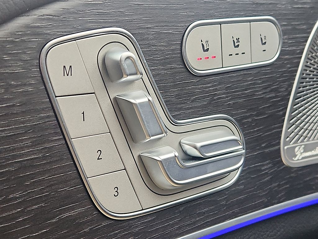 Thumbnail: 2025 Mercedes-Benz GLS - 26