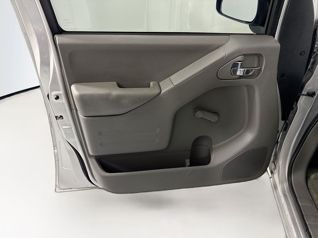 Thumbnail: 2016 Nissan Frontier - 23