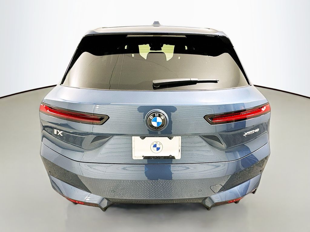 Thumbnail: 2026 BMW iX - 6