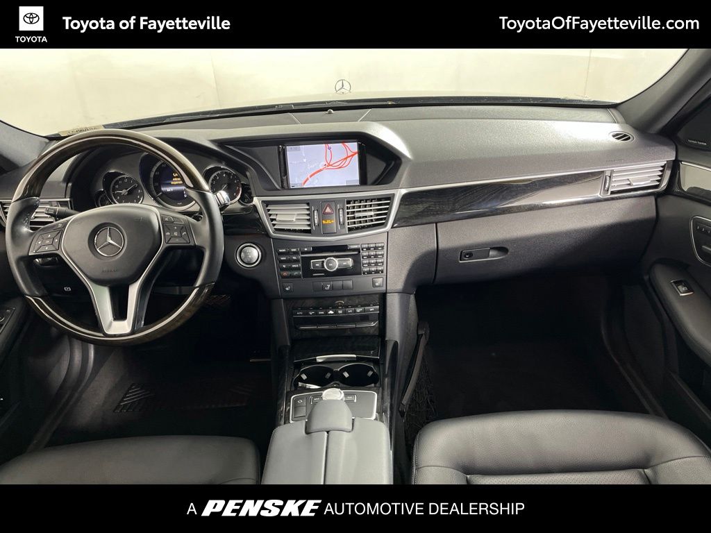 Thumbnail: 2013 Mercedes-Benz E-Class - 18