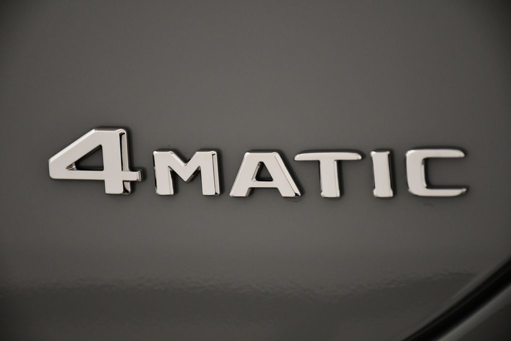 Thumbnail: 2026 Mercedes-Benz GLE - 10