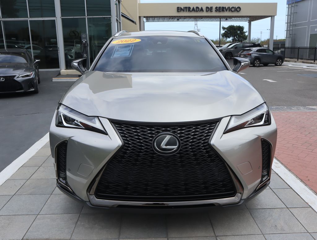 Thumbnail: 2022 Lexus UX - 2