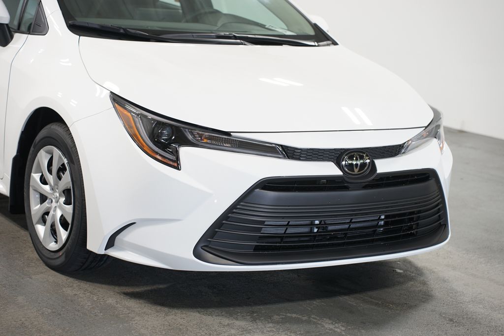 Thumbnail: 2025 Toyota Corolla - 4