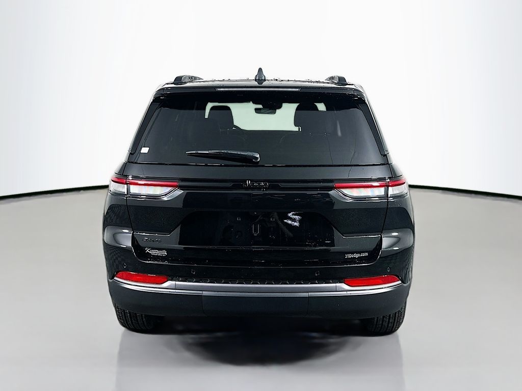 New 2026 Black Jeep Latitude Altitude image 6