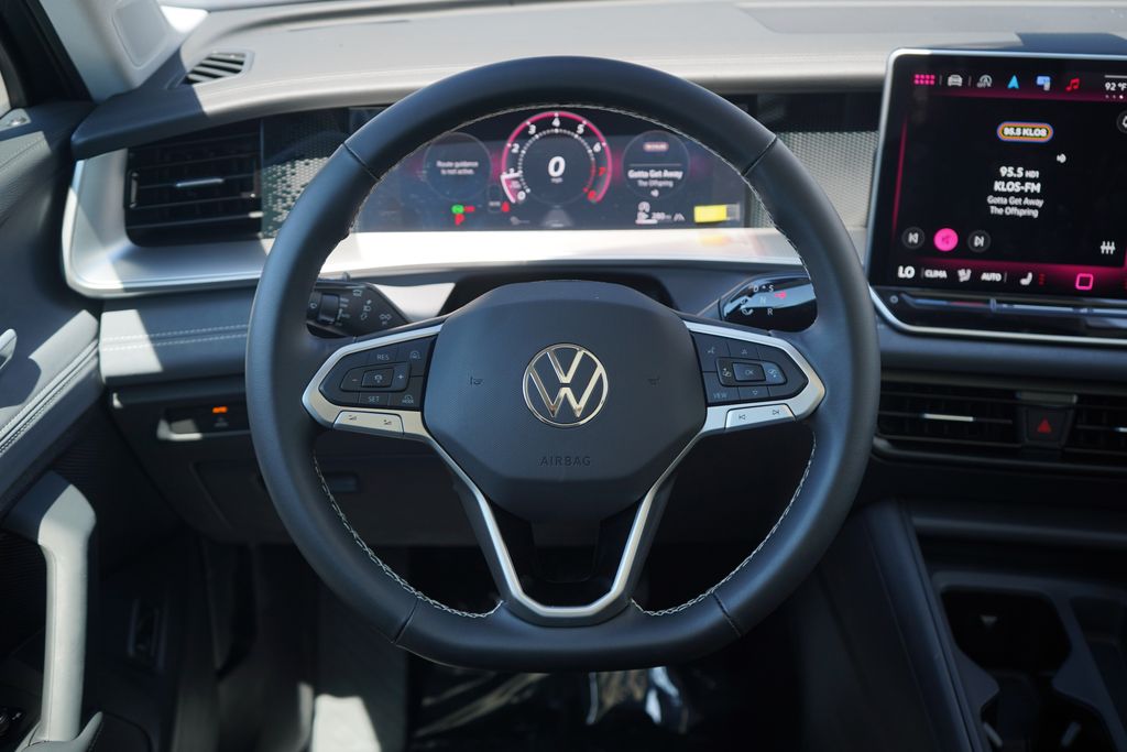 Thumbnail: 2025 Volkswagen Tiguan - 9