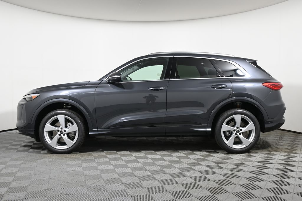 Thumbnail: 2025 Audi Q5 - 2