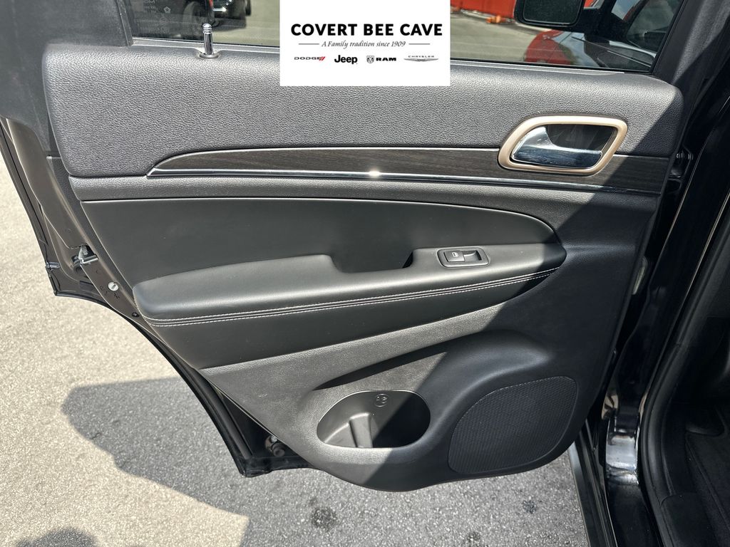 Used Car 2017 Jeep Grand Cherokee  Limited For Sale Under $15,000 In Austin, Texas