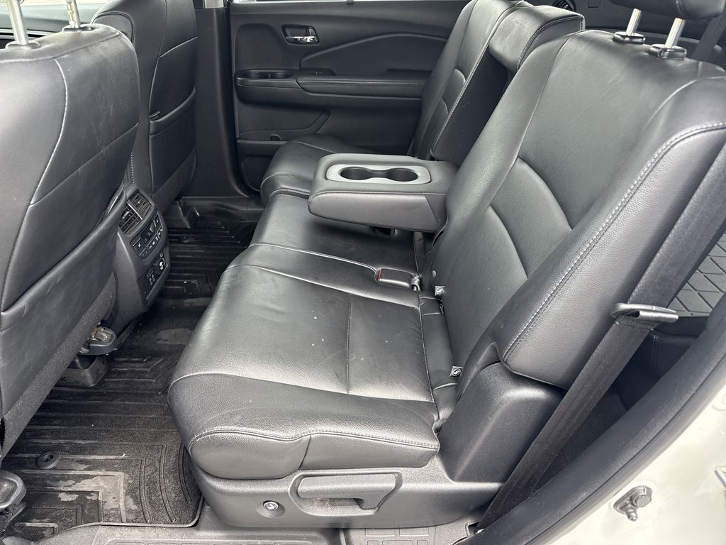 2019 Honda Pilot Touring  at Gullo Toyota