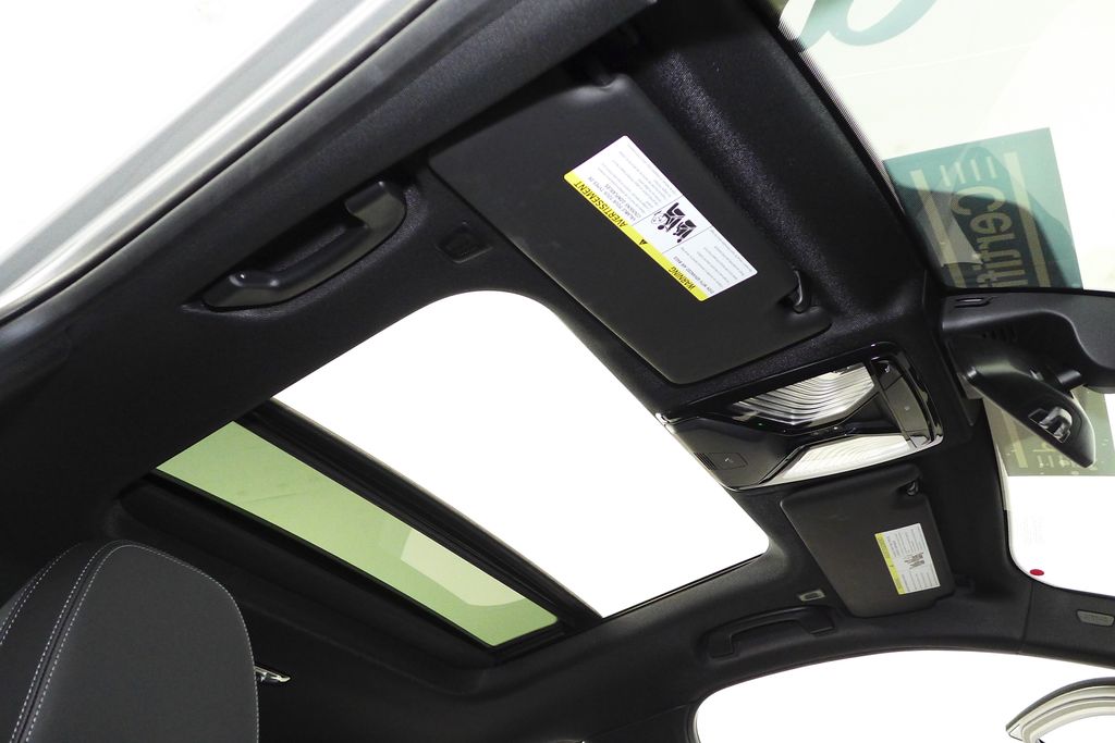 Thumbnail: 2023 BMW 3 Series - 18