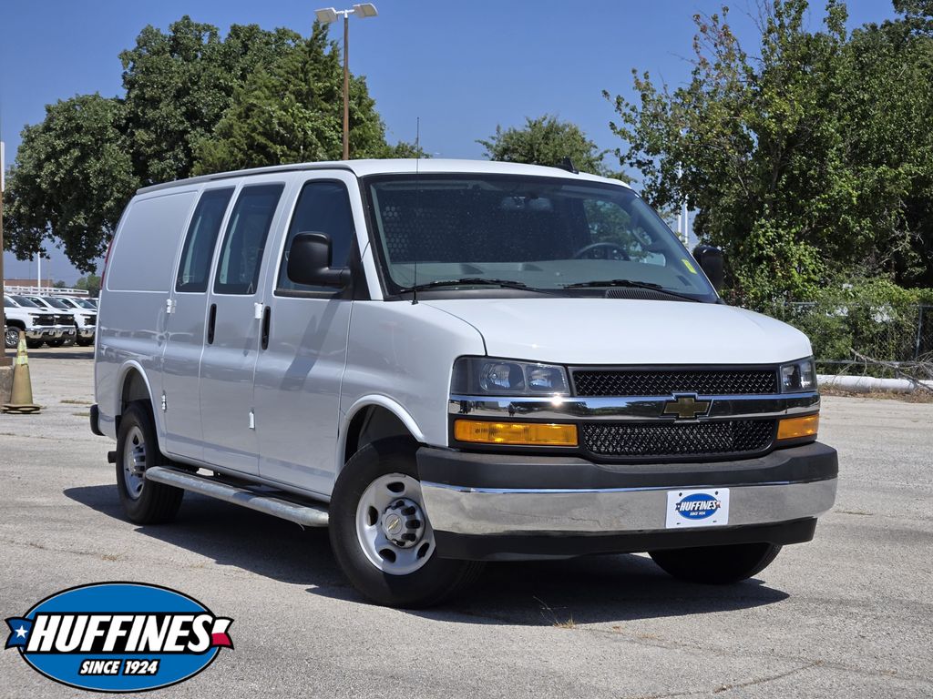 Summit White 2025 Chevrolet Express Cargo Van Rear-Wheel Drive 8-Speed Automatic Overdrive