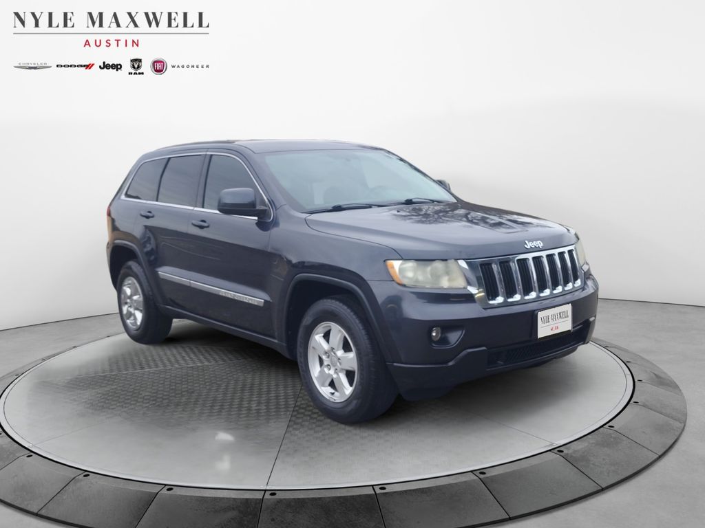 Used Car 2013 Jeep Grand Cherokee  Laredo For Sale Under $10,000 In Austin, Texas
