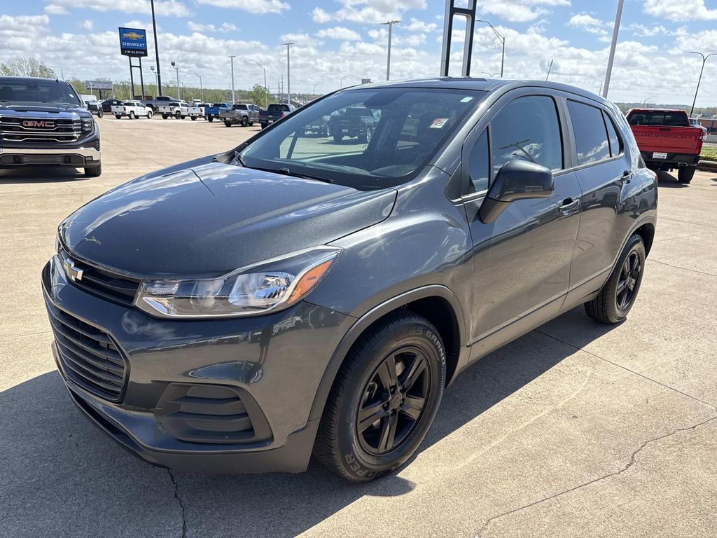 View vehicle photo 3