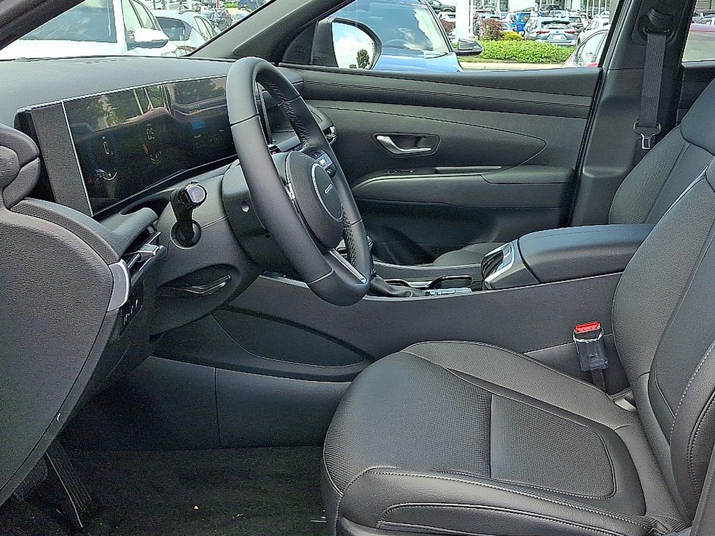 Thumbnail: 2025 Hyundai Tucson - 8