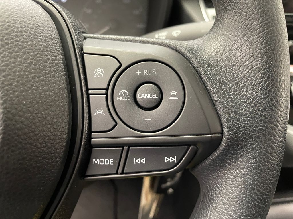 2023 Toyota Corolla LE 22
