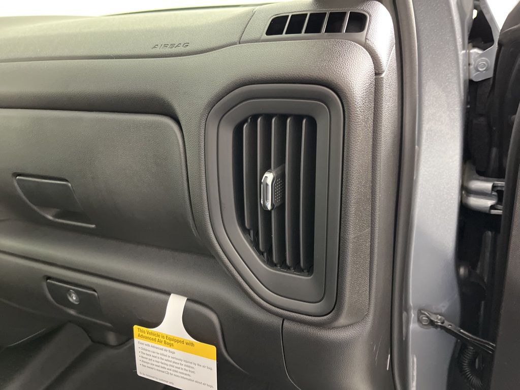 Thumbnail: 2026 Chevrolet Silverado 1500 - 11