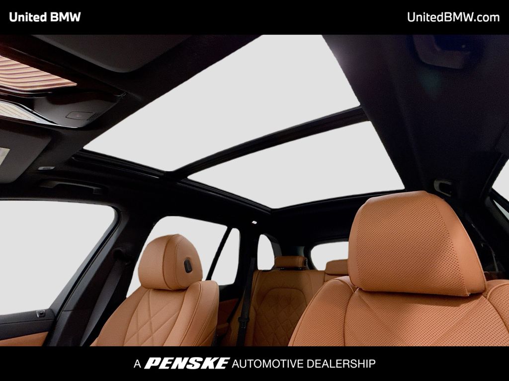 Thumbnail: 2026 BMW X5 - 12