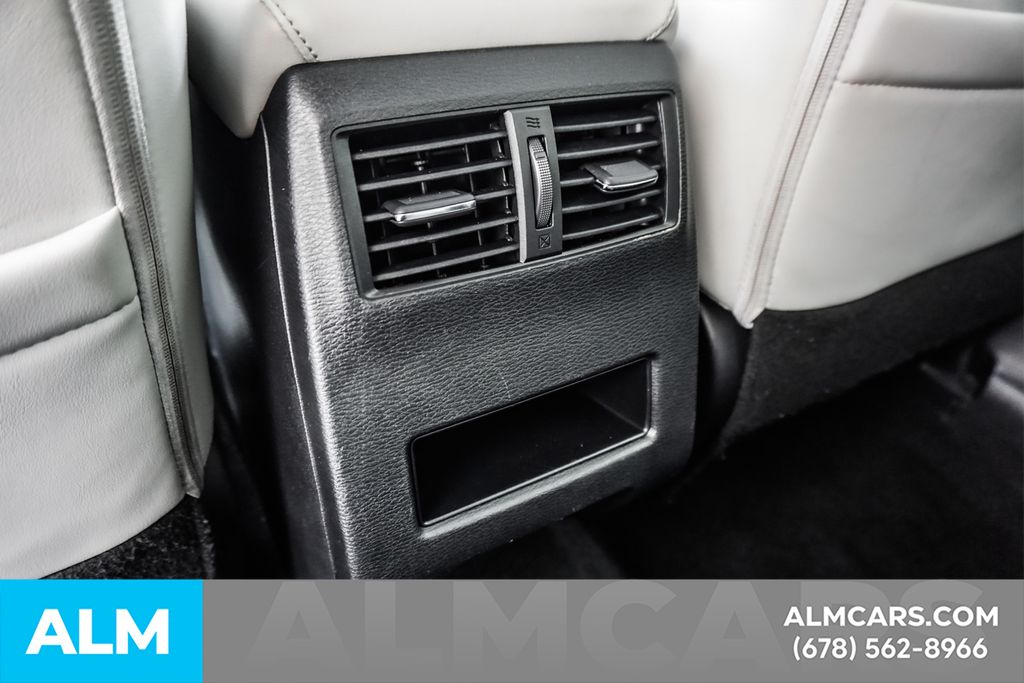 Used 2025 White Mitsubishi SE image 54