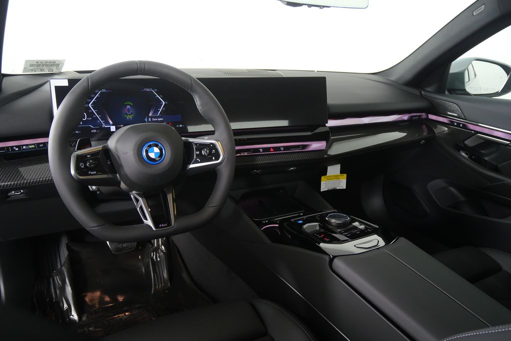 Thumbnail: 2026 BMW i5 - 16