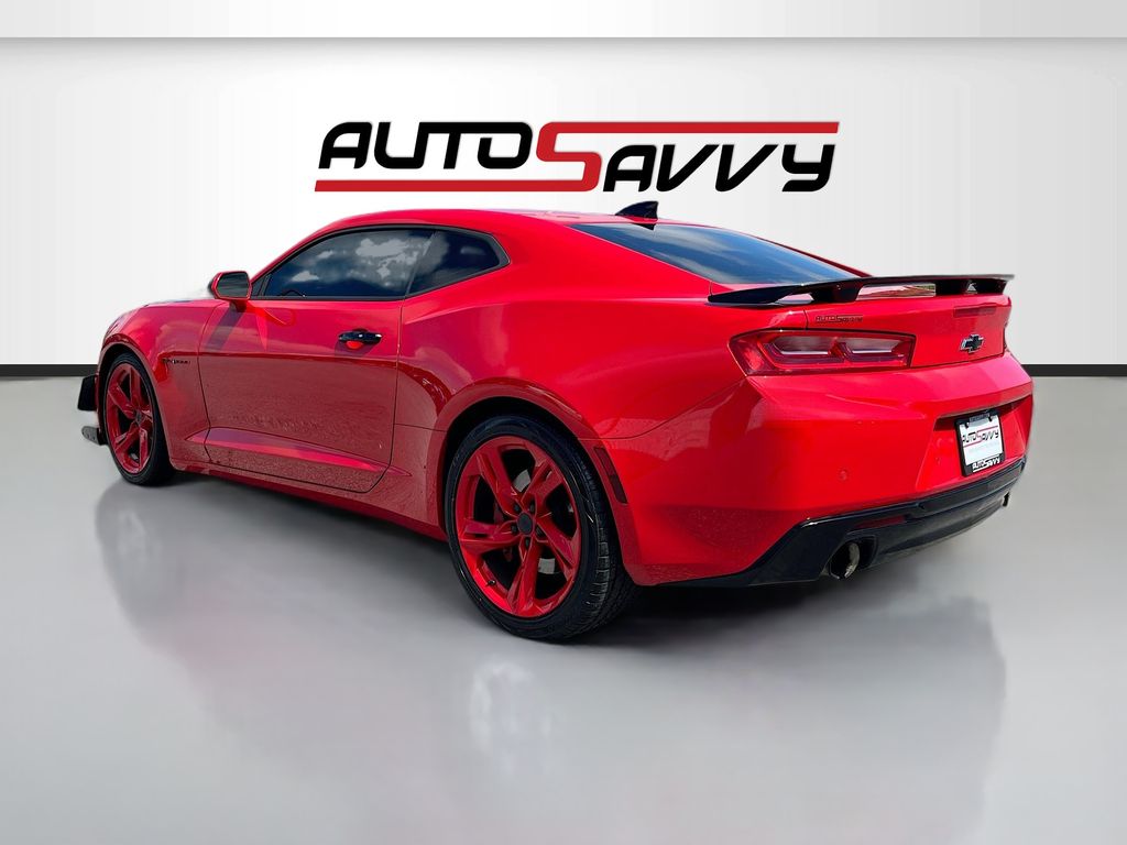 Used 2018 Red Chevrolet SS image 5