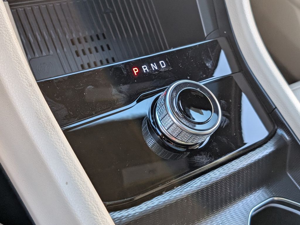 new 2026 Jeep Grand Cherokee car, priced at $48,650