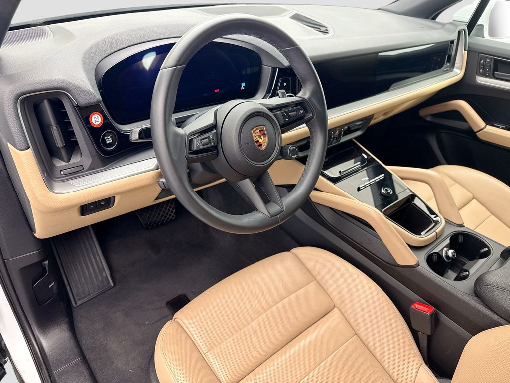 Thumbnail: 2025 Porsche Cayenne - 4