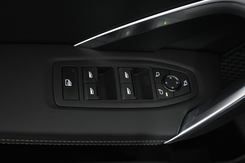 Thumbnail: 2026 BMW X1 - 30