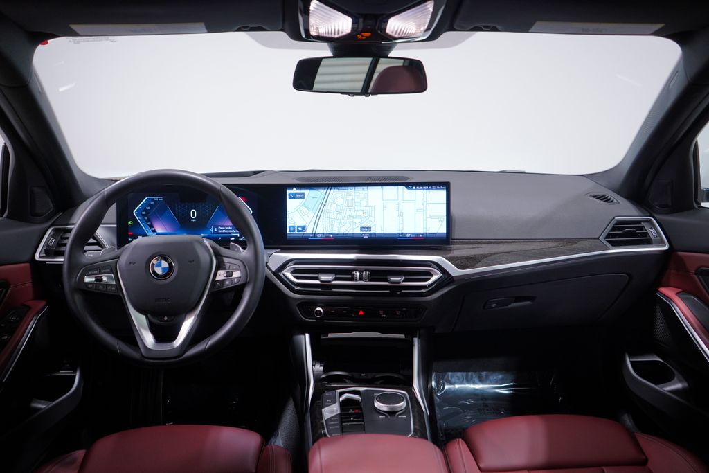 Thumbnail: 2023 BMW 3 Series - 10