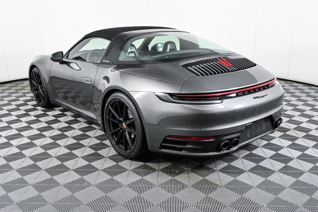 2024 Porsche 911 Targa 4 4