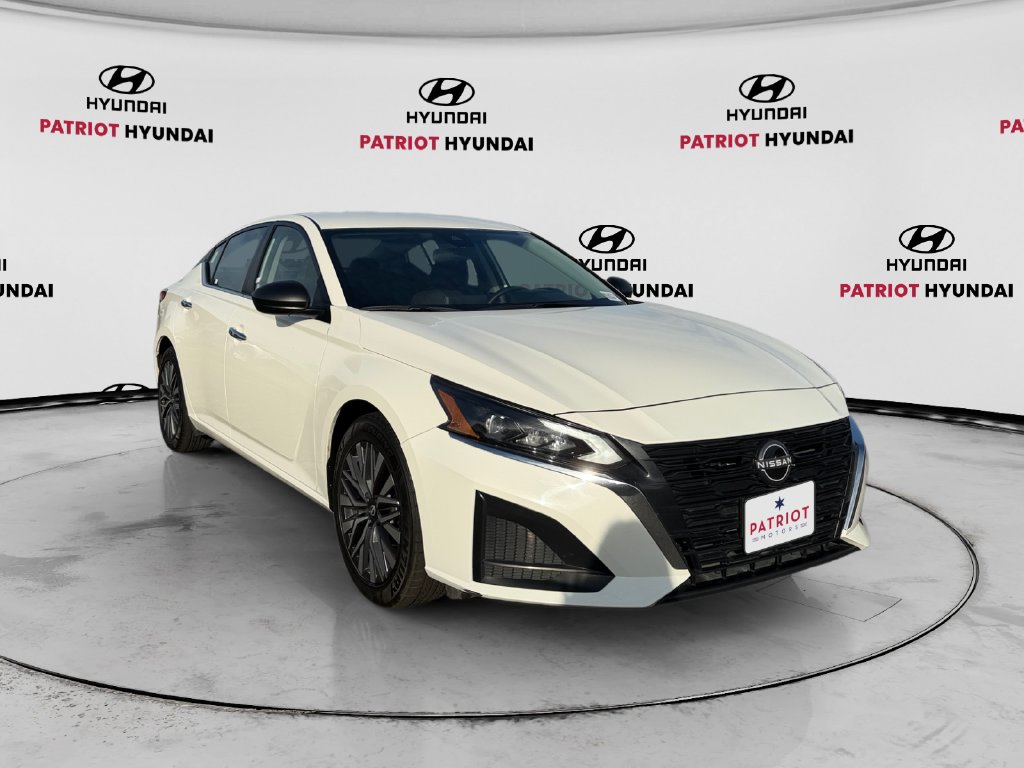 2025 Nissan Altima 2.5 SV FWD