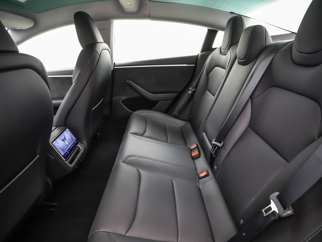 Thumbnail: 2025 Tesla Model 3 - 20