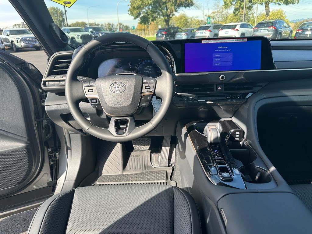 2026 Toyota Crown Platinum