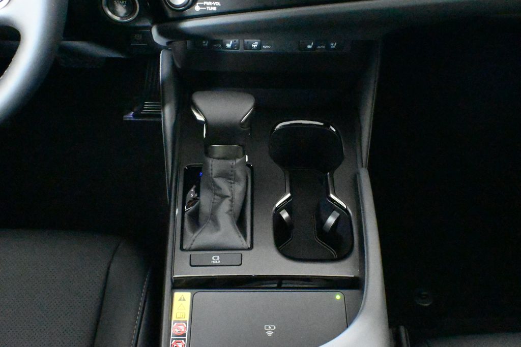 Thumbnail: 2025 Lexus ES - 24