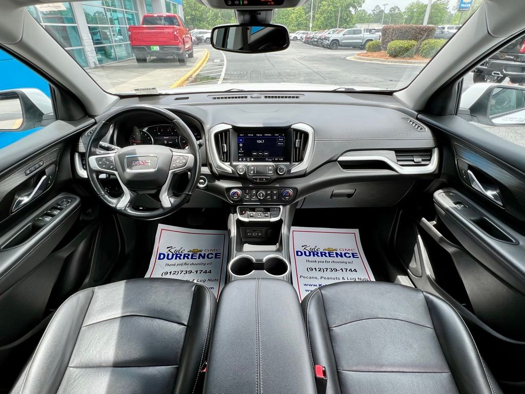 2022 GMC Terrain SLT photo