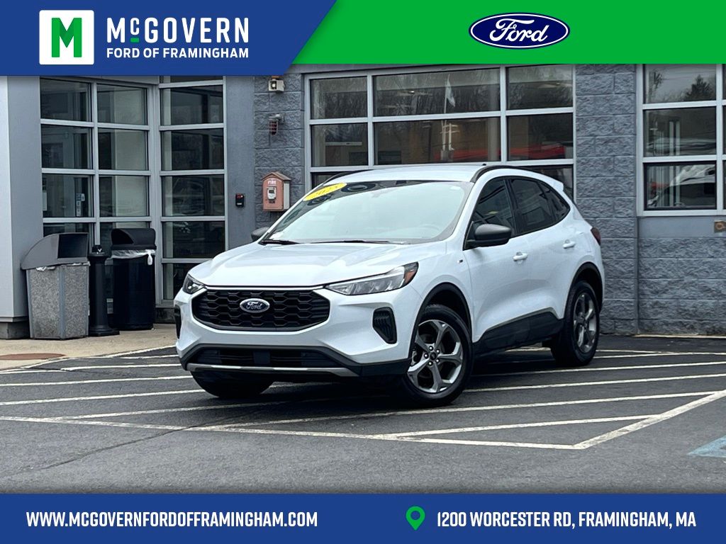 Silver Metallic 2025 Ford Escape ST-Line AWD SUV / Crossover All-Wheel Drive 8-Speed Automatic