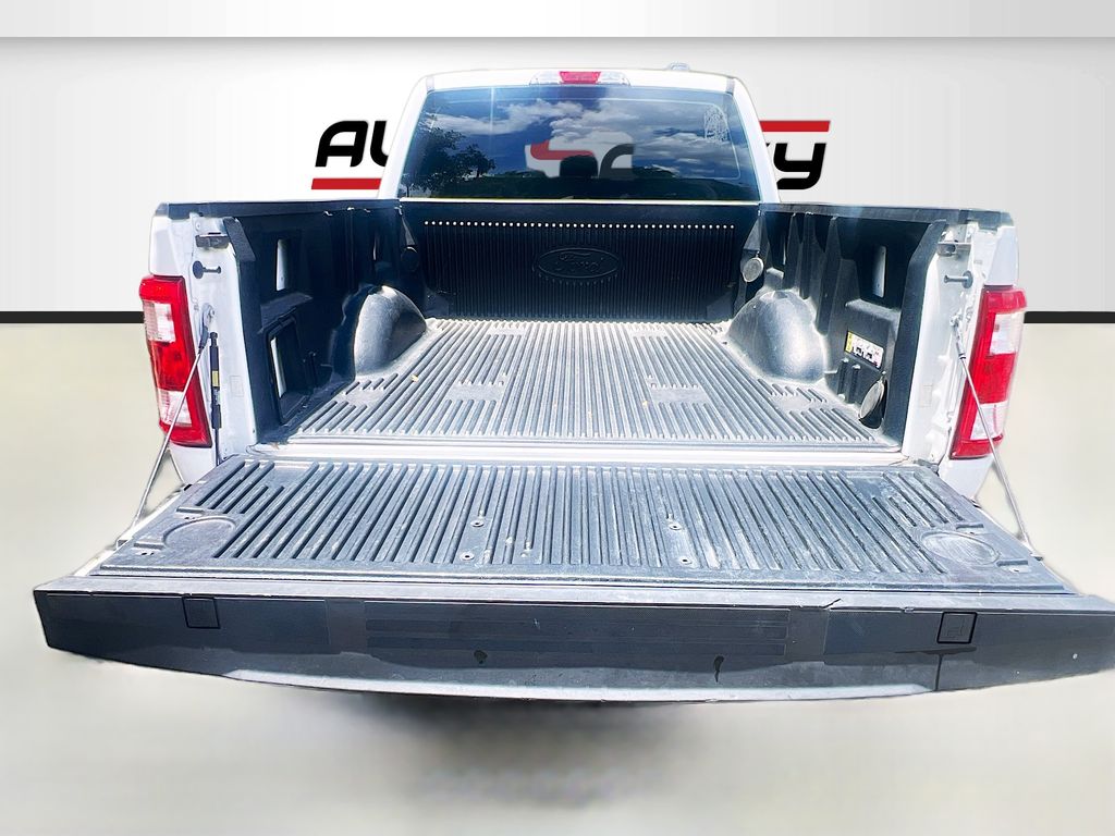 Used 2023 White Ford XL image 24