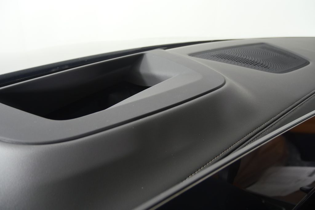 Thumbnail: 2026 BMW X5 - 19