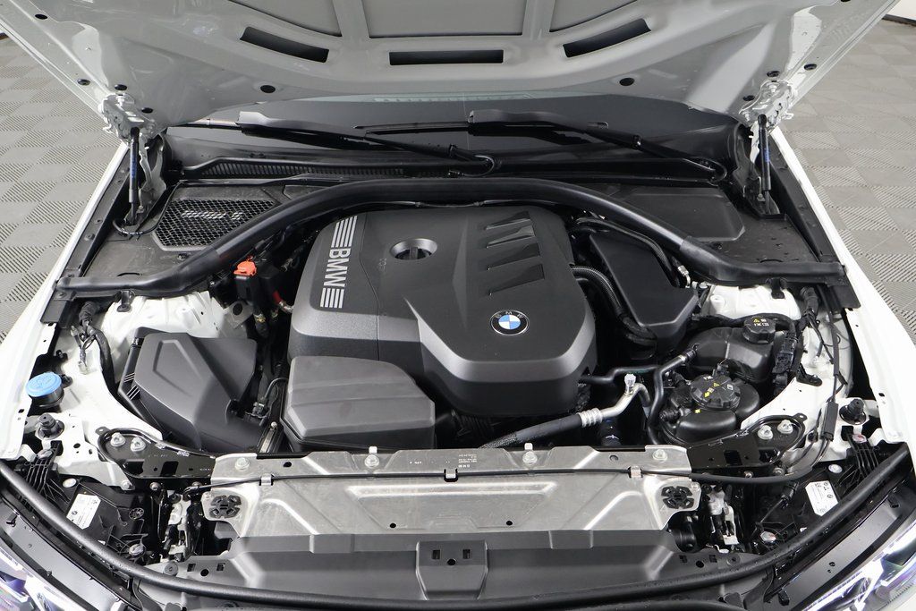 Thumbnail: 2026 BMW 3 Series - 9