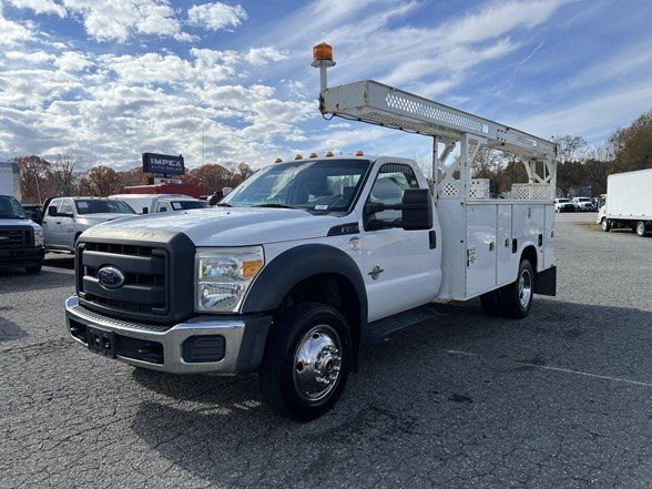 2015 Ford F-450SD XL's photo
