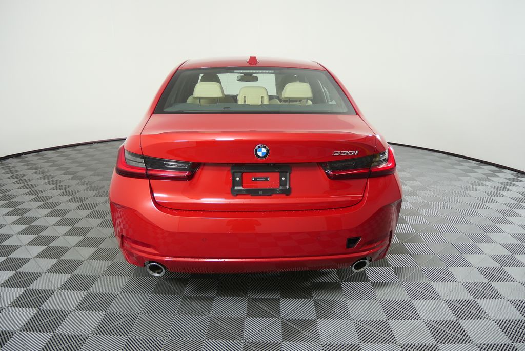 Thumbnail: 2024 BMW 3 Series - 4