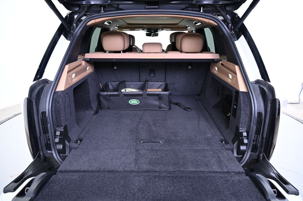 2025 Land Rover Range Rover Autobiography 21