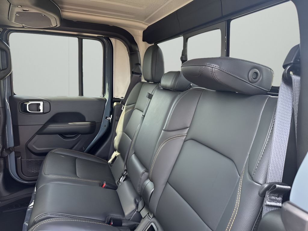 New Car 2025 Jeep Gladiator  For Sale Under $40,000 In Austin, Texas