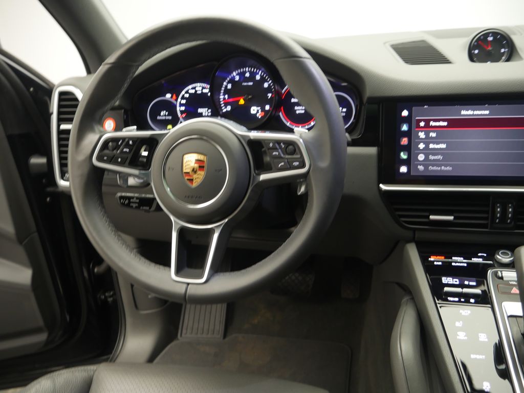 Thumbnail: 2023 Porsche Cayenne - 29