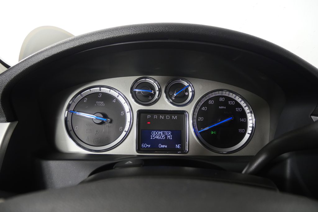 Thumbnail: 2010 Cadillac Escalade - 21