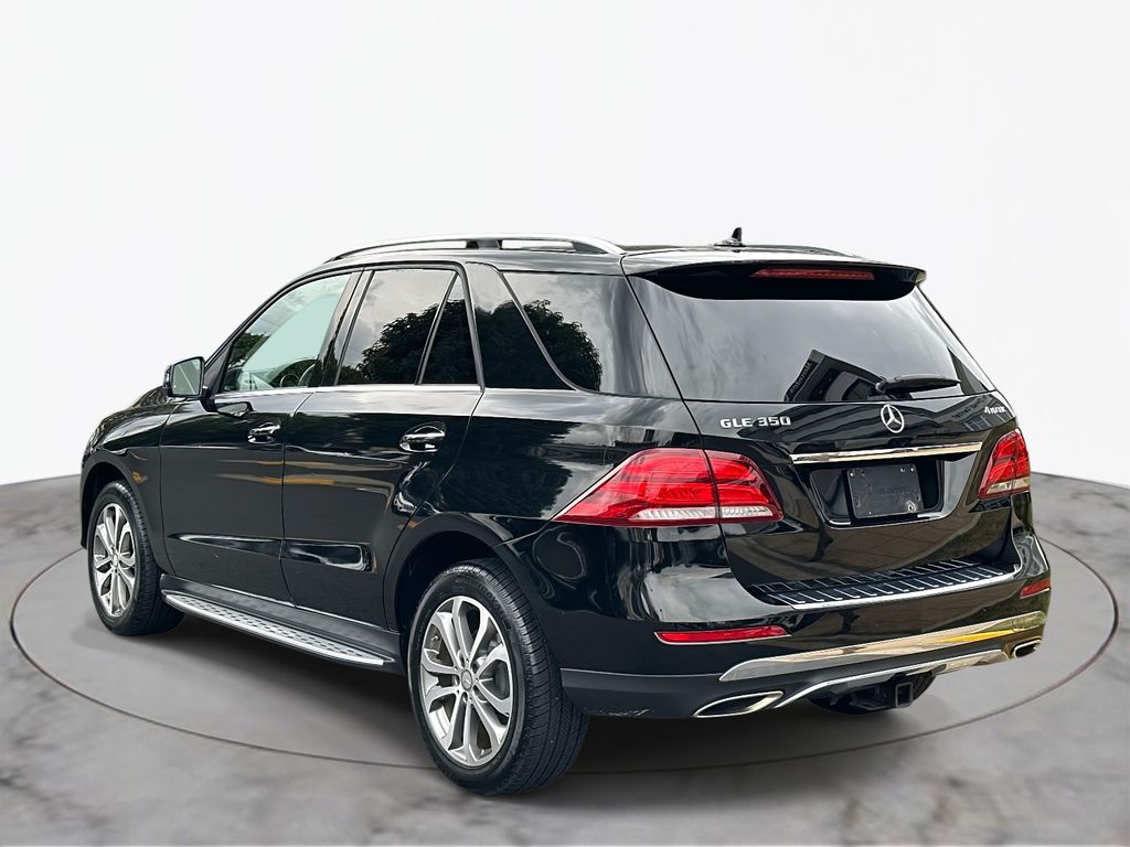 Thumbnail: 2016 Mercedes-Benz GLE - 11